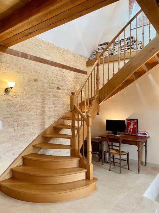 Charming 19Th Century Farmhouse With Pool Vitrac  Eksteriør bilde