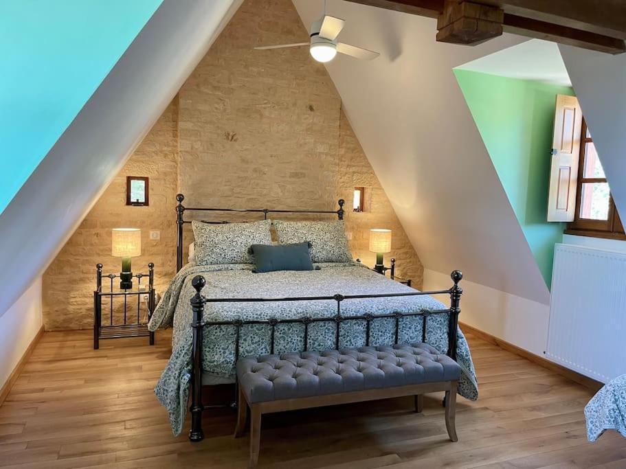 Charming 19Th Century Farmhouse With Pool Vitrac  Eksteriør bilde